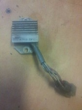 REGULATEUR YAMAHA 125 TDR 3XD