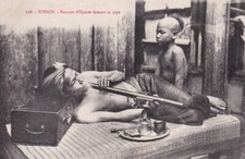 TONKIN - Fumeur d'opium fumant la pipe Indochine Asie Vietnam smoker Indochina