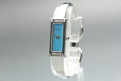 Comme neuf montre - neuf],