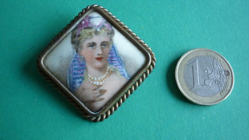 Broche porcelaine de - broche,