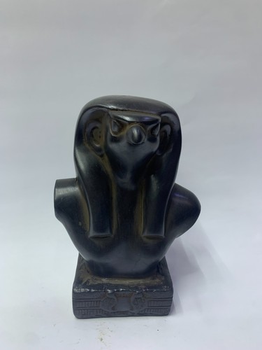 Ancienne statue égyptienne