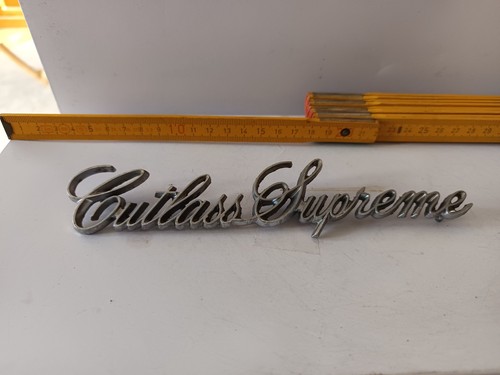 Insigne logo voiture cutlass - insigne,