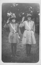 CPA SCOUTISME / SCOUTS / FEMMES SCOUT / CARTE PHOTO 1900 / TENUE SCOUTISME