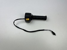 COMMODO DROIT AVEC BARILLET DE GAZ PEUGEOT KISBEE 50 2T 2013-2017