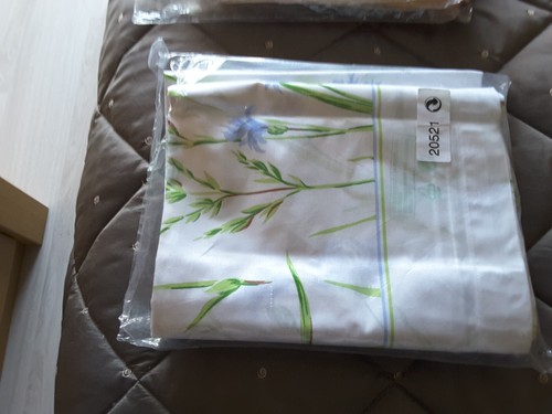 Deux parures draps - parures,