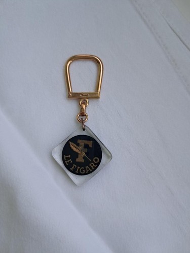 Ancien porte cle figaro - porte, le