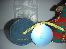 A VOIR....JOLI  MIROIR  NINA LUNA BELLA  de NINA RICCI  + ETUI NEUF sous BLISTER