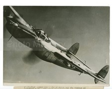 WWII: Chasseur Lockheed P-38 L Lightning en vol - Photo Vintage 1945