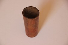 Petit gobelet à dés ancien