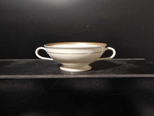 Vintage tasse bouillon - À,