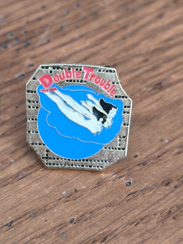 Insigne pin style - pin, up