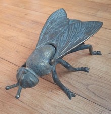 Cendrier Mouche abeille métal