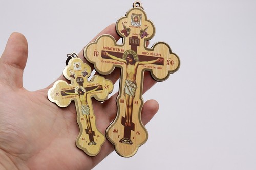 Crucifix tailles suspension - tailles,