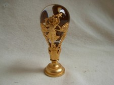 SUPERBE CACHET EN CRISTAL,BRONZE ET LAITON DORE,FEMMES A L'ANTIQUE,EPOQUE XIXè.