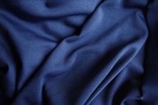 Coupon N°145 tissu bleu marine nuit fin jersey synthétique extensible à maillot