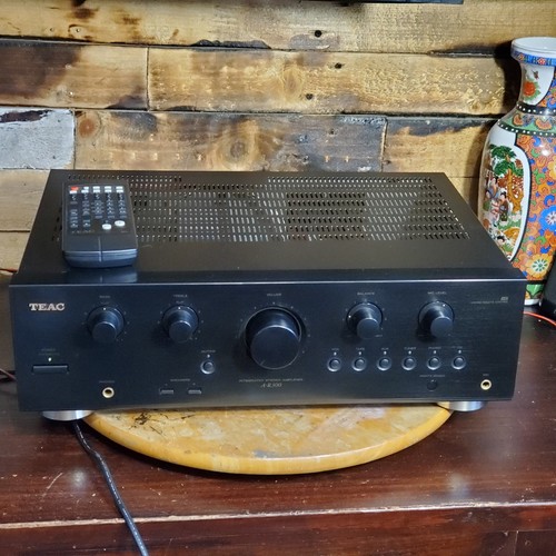 457 ampli teac r300 - teac, a-r300