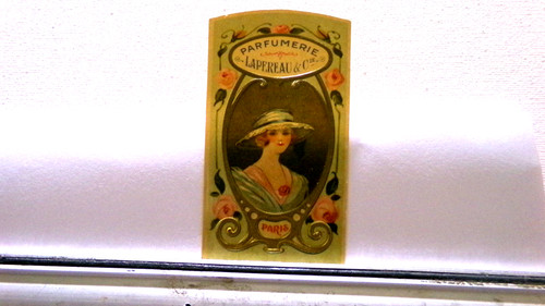 Etiquette ancienne flacon - , de