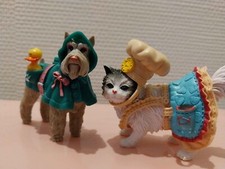 VINTAGE Vogue Cats Fashion