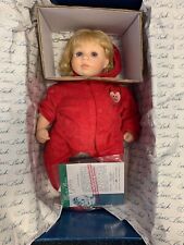 Poupée en porcelaine Diane