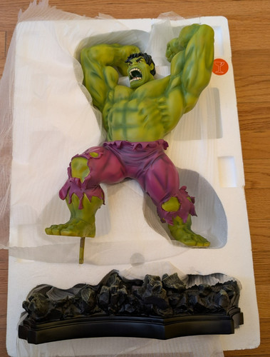 New bowen statue hulk - bowen,
