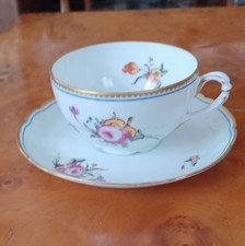 LIMOGES Ancienne MANUFACTURE ROYALE Tasse/sous tasse à déjeuner Décor À La Reine