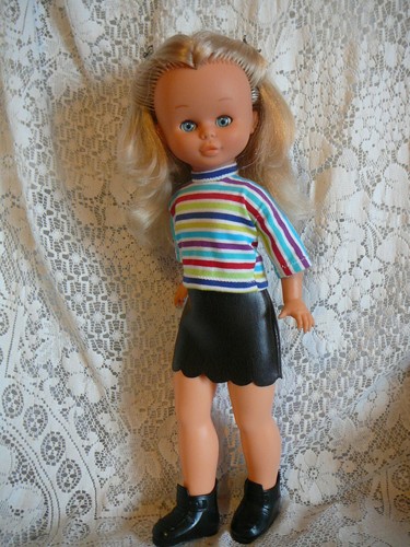 Vetement poupee nancy famosa - vetement,
