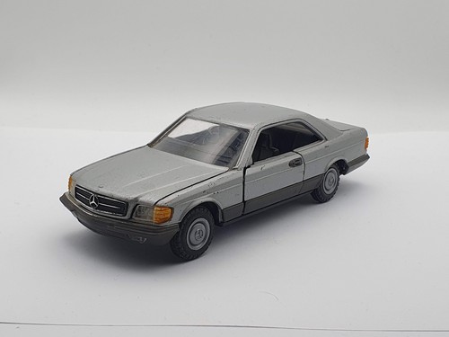 Mercedes 500 sec - nzg, conrad