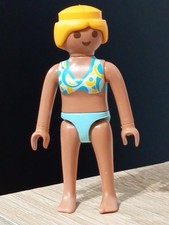 PLAYMOBIL FIGURINE FEMME FILLE