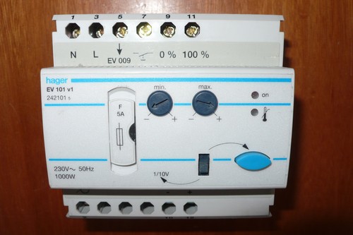 Télévariateur pilotable