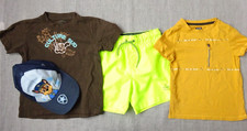 Lot Vêtements Enfant garçon 2 t-shirts 1 short de bain 1 casquette 4 ans