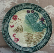 Assiette ancienne RARE Barbotine faïencerie Saint Amand A.LEBACQZ et Bouchard