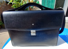 MONTBLANC -Sacoche a 2 soufflets en cuir