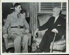 1944 Press Photo General