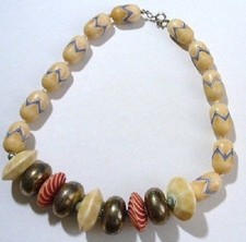 collier bijou rétro vintage