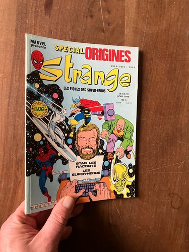 Petit format comics strange - format,