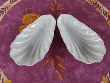 2 Raviers Coquilles Blancs anciens Terre de Fer Faience Saint amand et Hamage