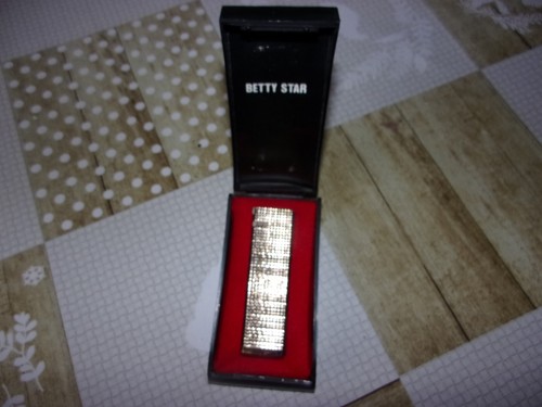 Briquet betty star - star, lighter