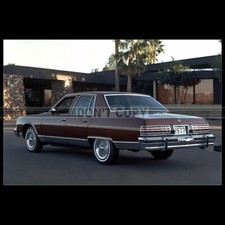 Photo A.034135 PONTIAC BONNEVILLE BROUGHAM SEDAN 1977
