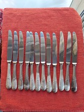 12 GRANDS COUTEAUX DE TABLE