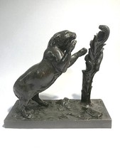 Sculpture bronze signé Barye tigre ou lionne au serpent sur l'arbre XIXème