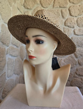 Chapeau de paille avec ruban