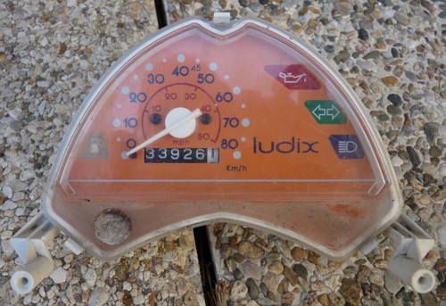 Compteur peugeot ludix 2004 - peugeot,