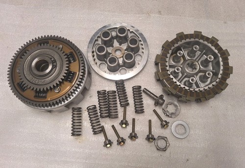 Suzuki 650 99 02 - suzuki,