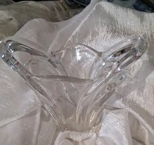 Vase lourd et imposant en