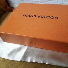 boîte vide louis vuitton avec