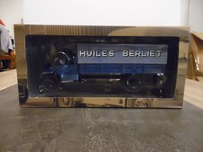 CAMION D'AUTREFOIS N°28 - Berliet GDR 7W / HUILES BERLIET - ALTAYA