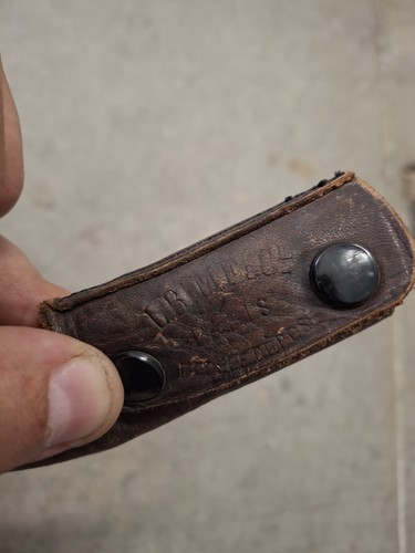 Gaine cuir pour sabre officier