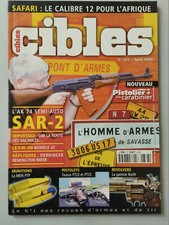 CIBLES n°377 de 08/2001; l'Ak 47 semi-Auto/ Calibre 12 pour l'Afrique/ Men PTP