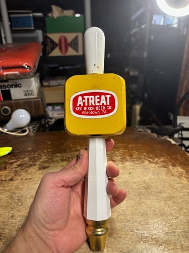 Vintage treat keg - a-treat, birch
