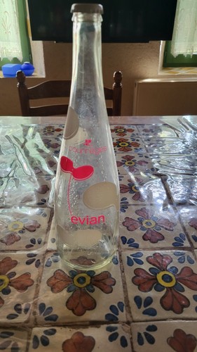 Ancienne bouteille evian - ancienne,